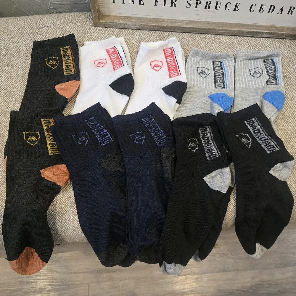 Nwt Men Socks One Size Fits All